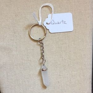 3/$30 NWT Quartz Crystal point dangling keychain
